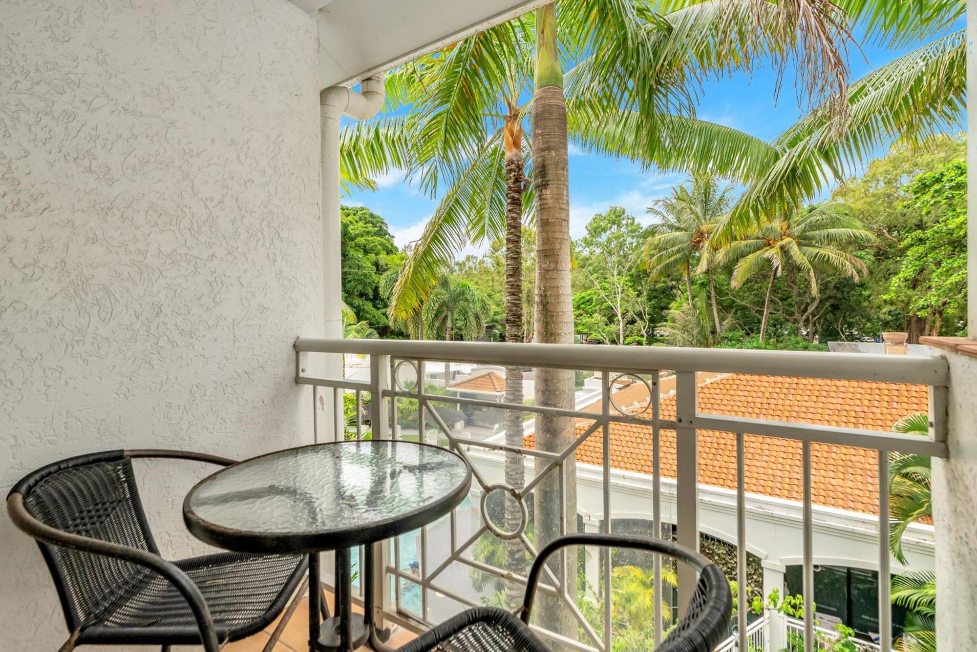 Alassio Beachfront Apartments Palm Cove Cameră foto